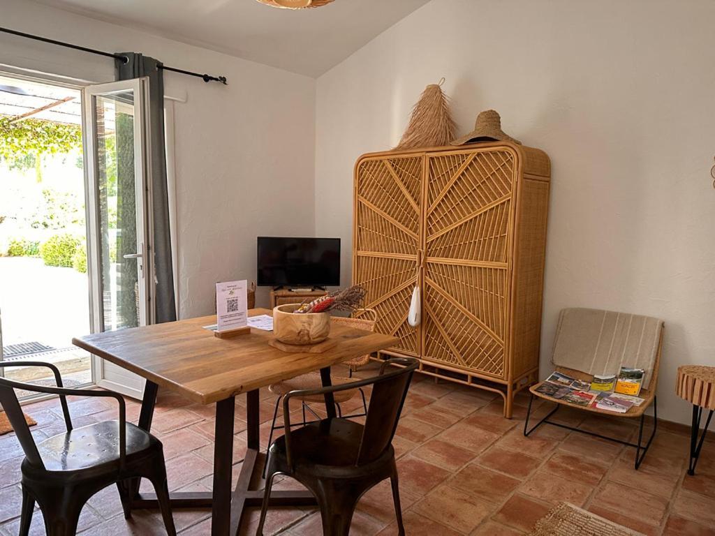 Mas Des Bambous Hotell Saint-Rémy-de-Provence Eksteriør bilde